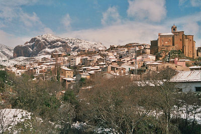 Murillo de Gállego con nieve